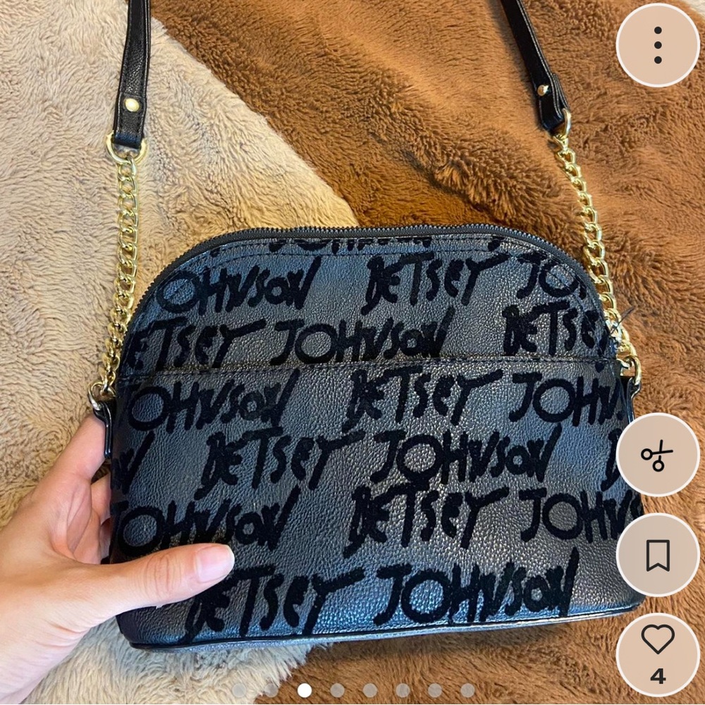 Betsey Johnson black printed gold plated purse - Picture 3 of 8